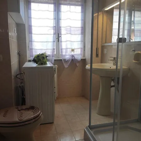 شقة La Casa Di Marina Vicino Al Gemelli E Metro A